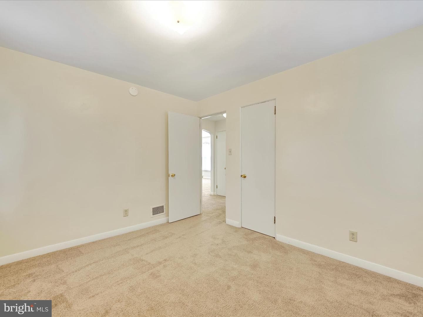 519 N Lincoln Street photo 18