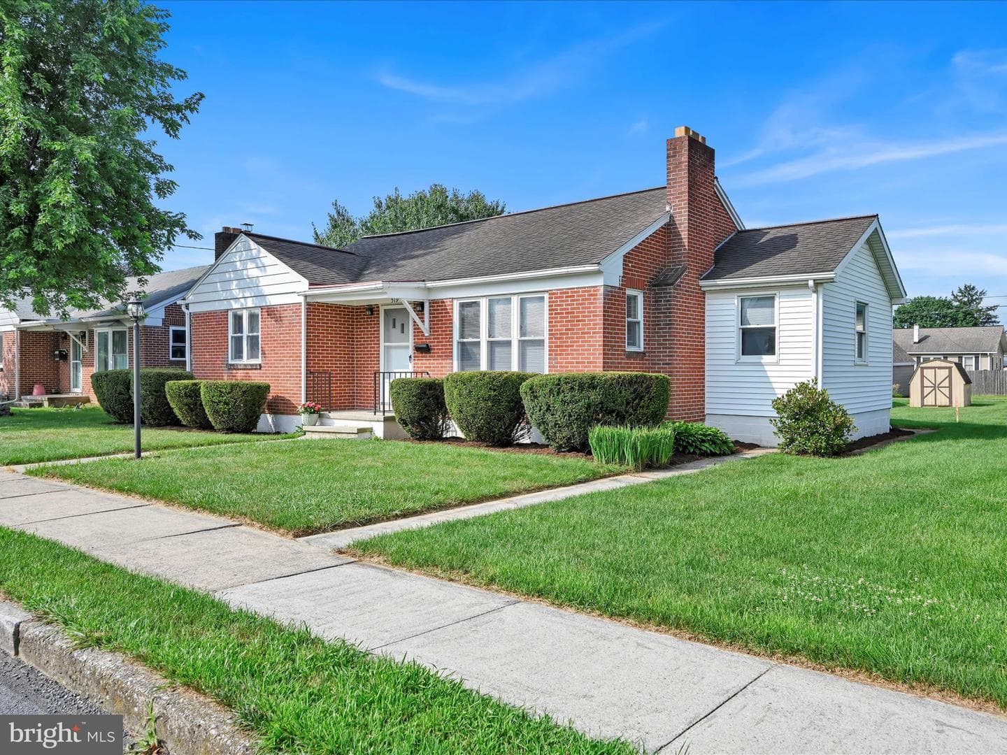 519 N Lincoln Street photo 2