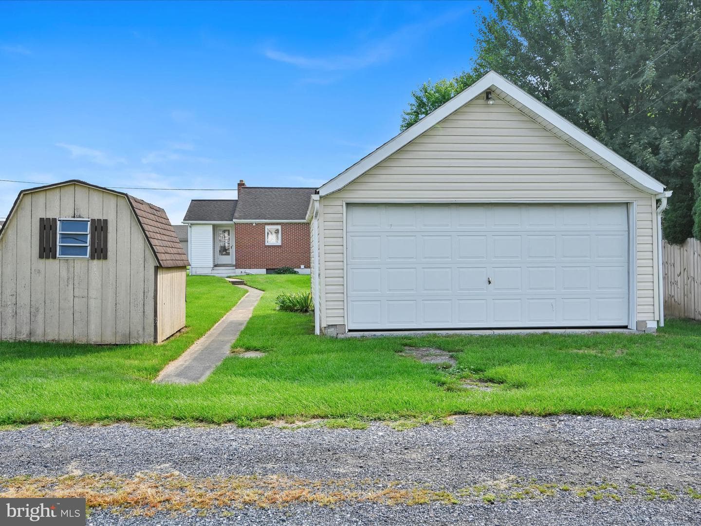 519 N Lincoln Street photo 22