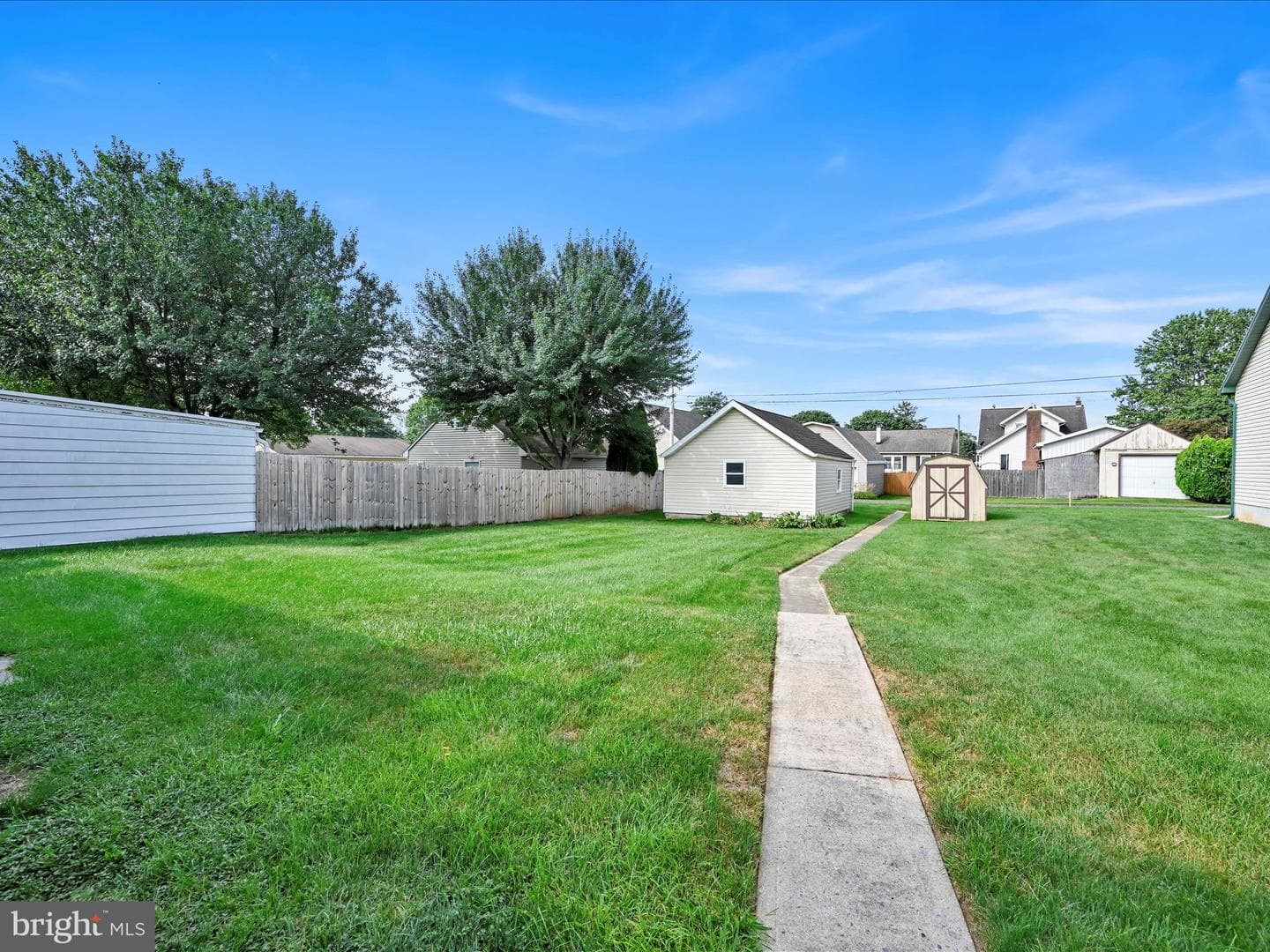 519 N Lincoln Street photo 24