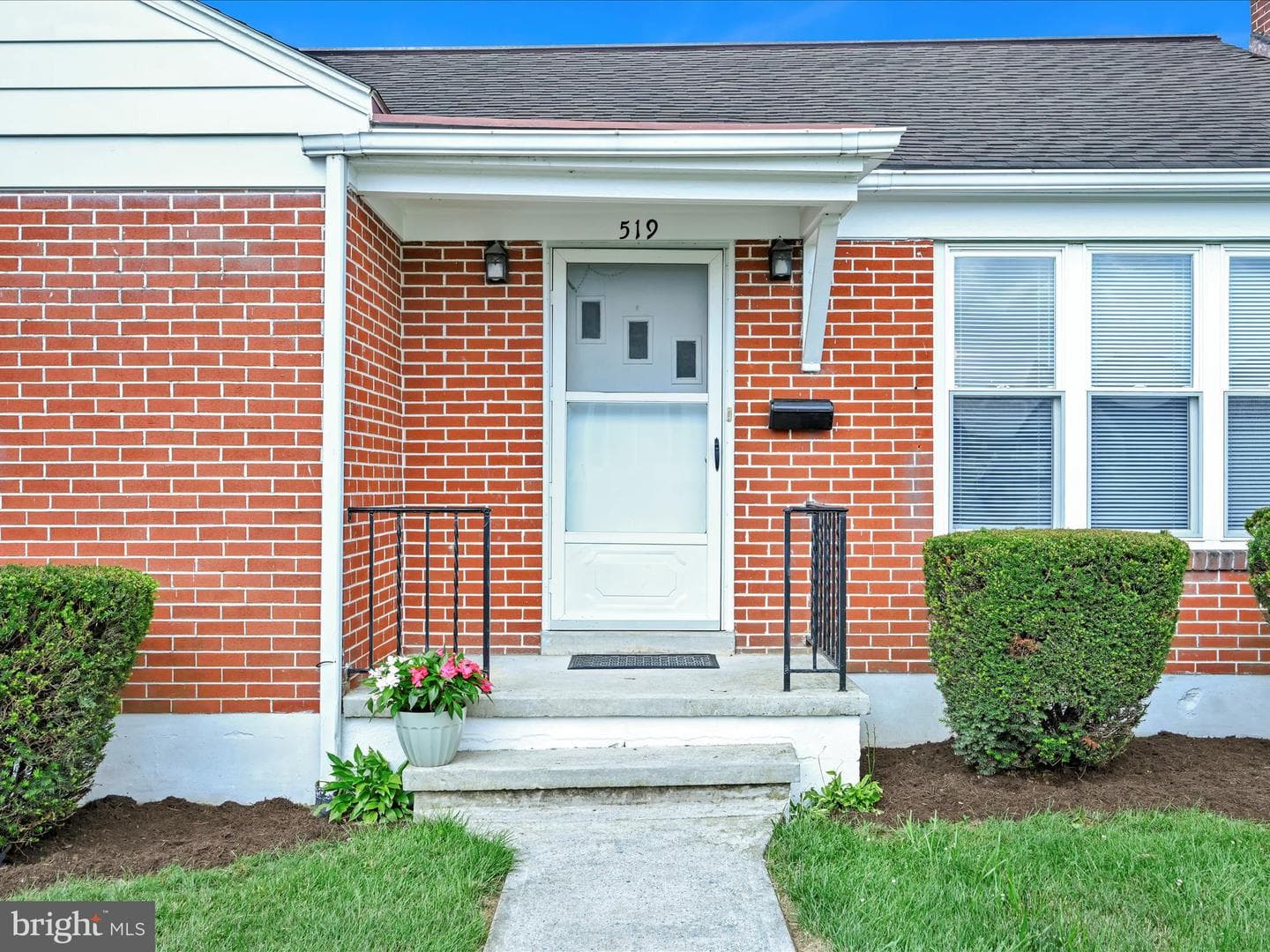 519 N Lincoln Street photo 3