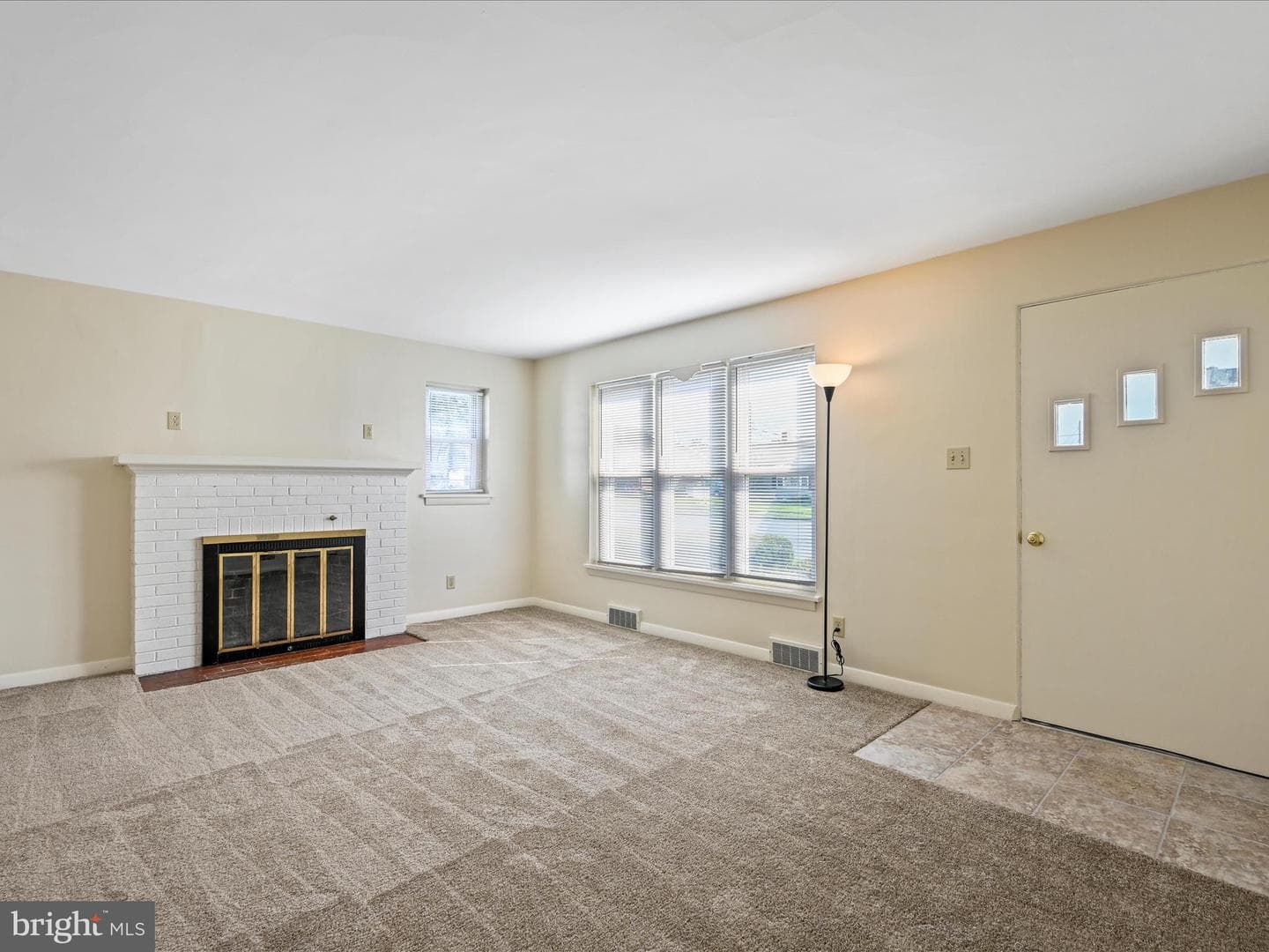 519 N Lincoln Street photo 4
