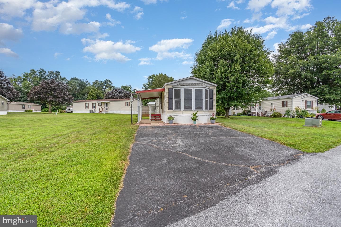 46 Carol Ann Drive photo 2
