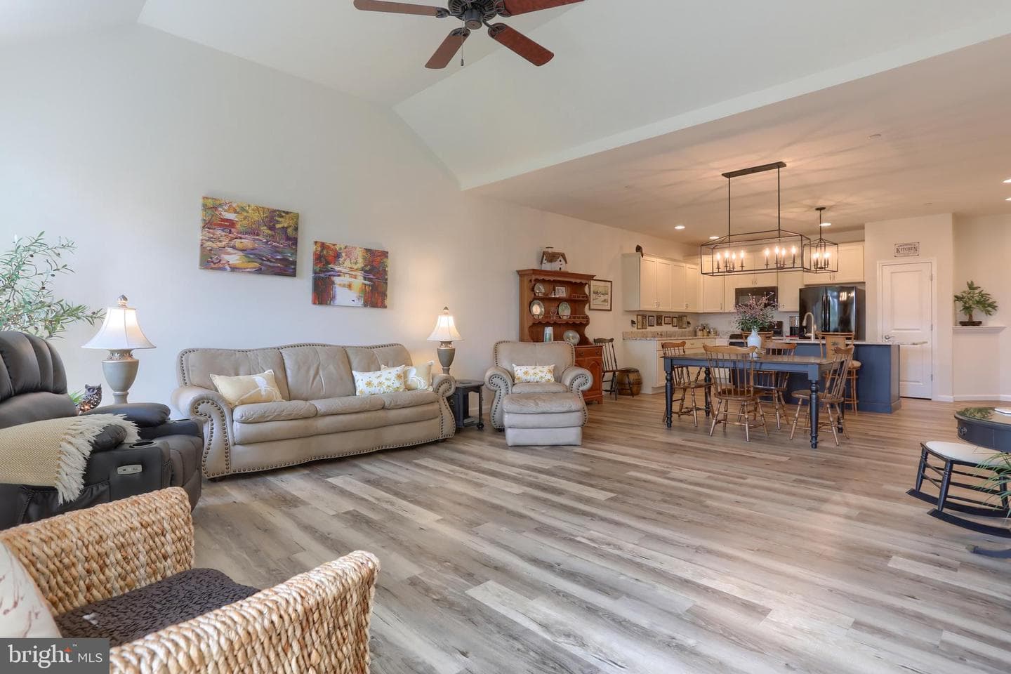 505 Springbrook Drive photo 11