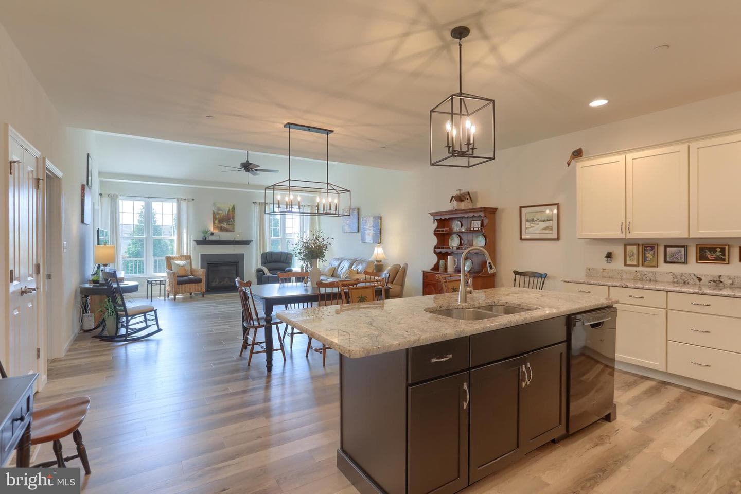 505 Springbrook Drive photo 8