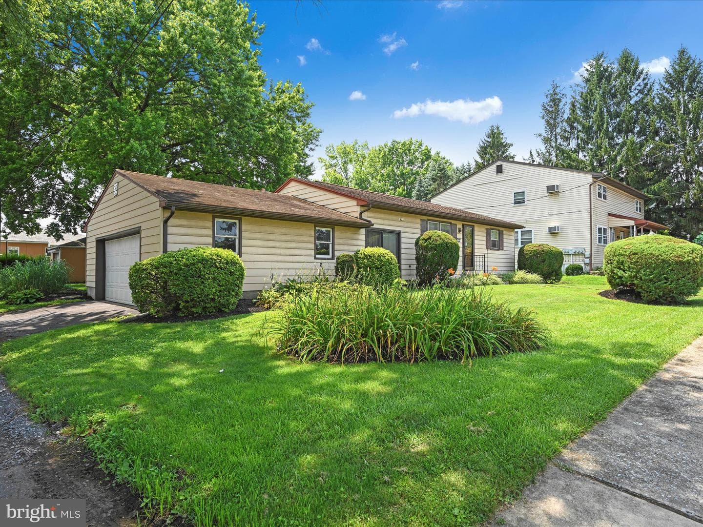 1526 Lafayette Street photo 4