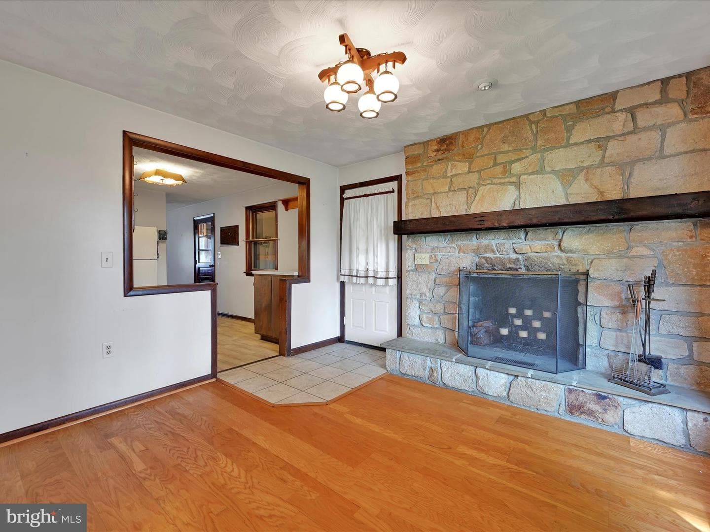 1526 Lafayette Street photo 6