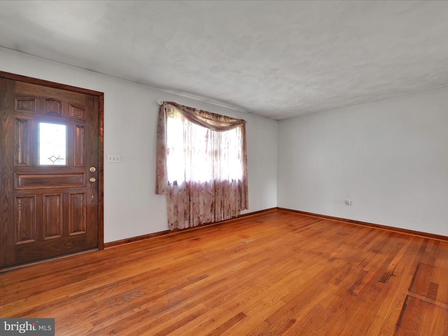 1526 Lafayette Street photo 8