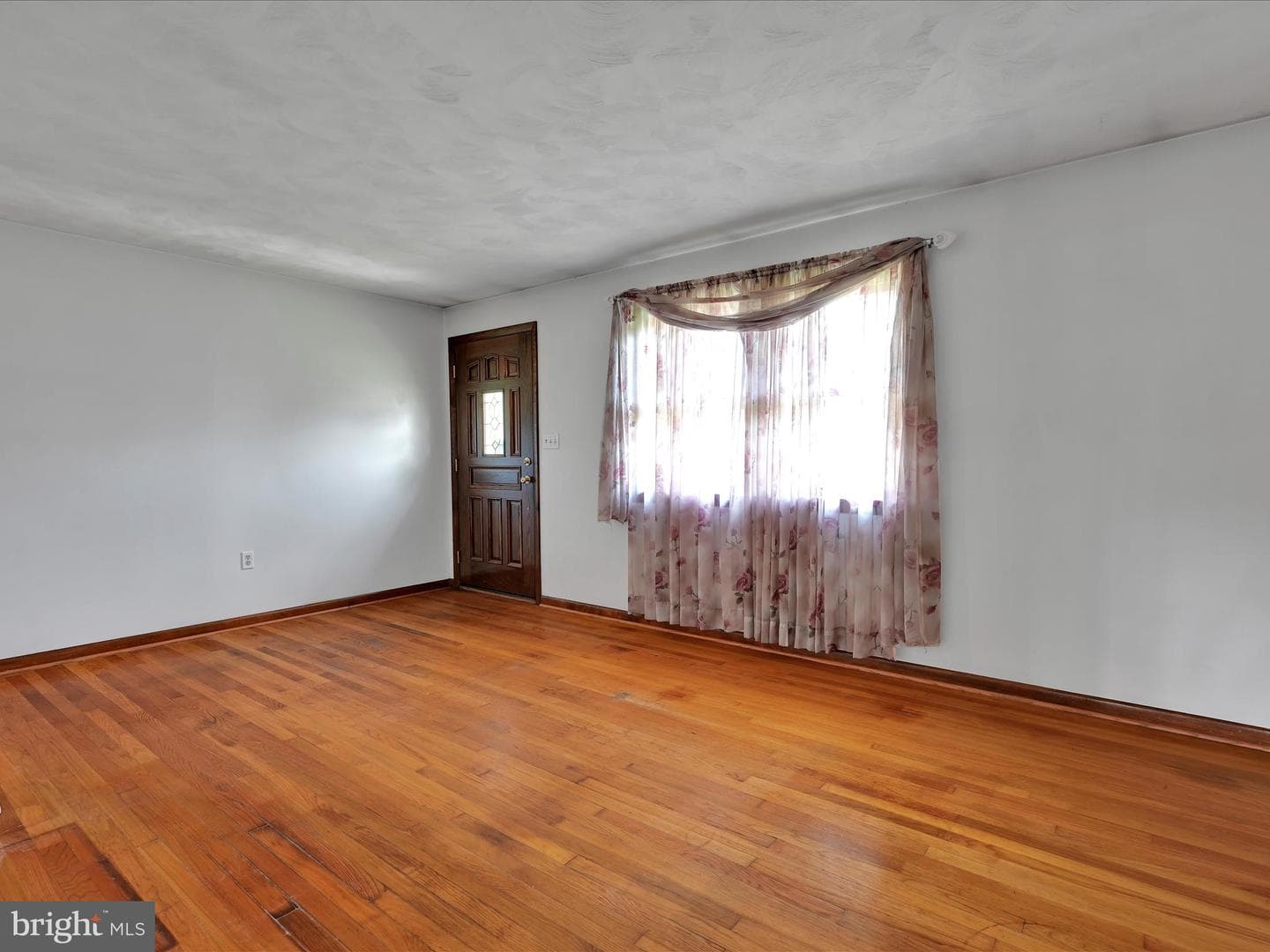 1526 Lafayette Street photo 9