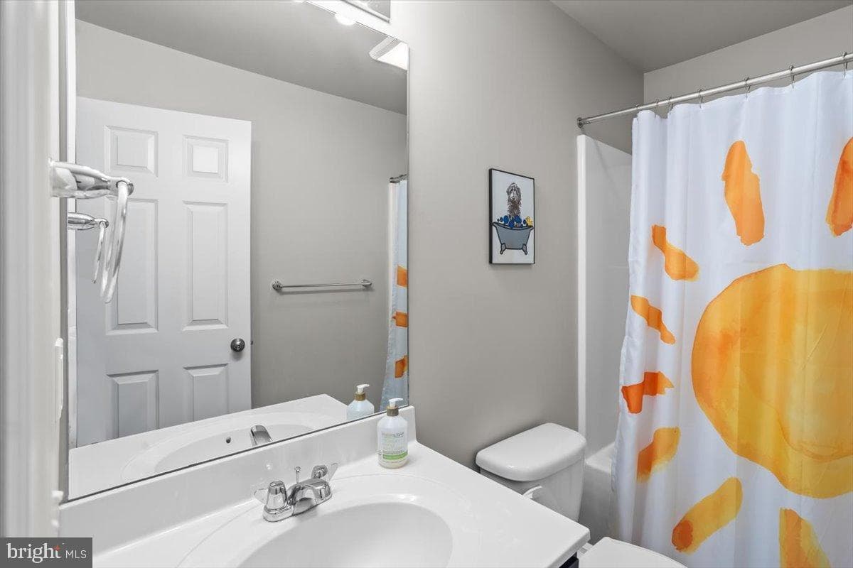 176 N Village Cir U-0102 Circle photo 21