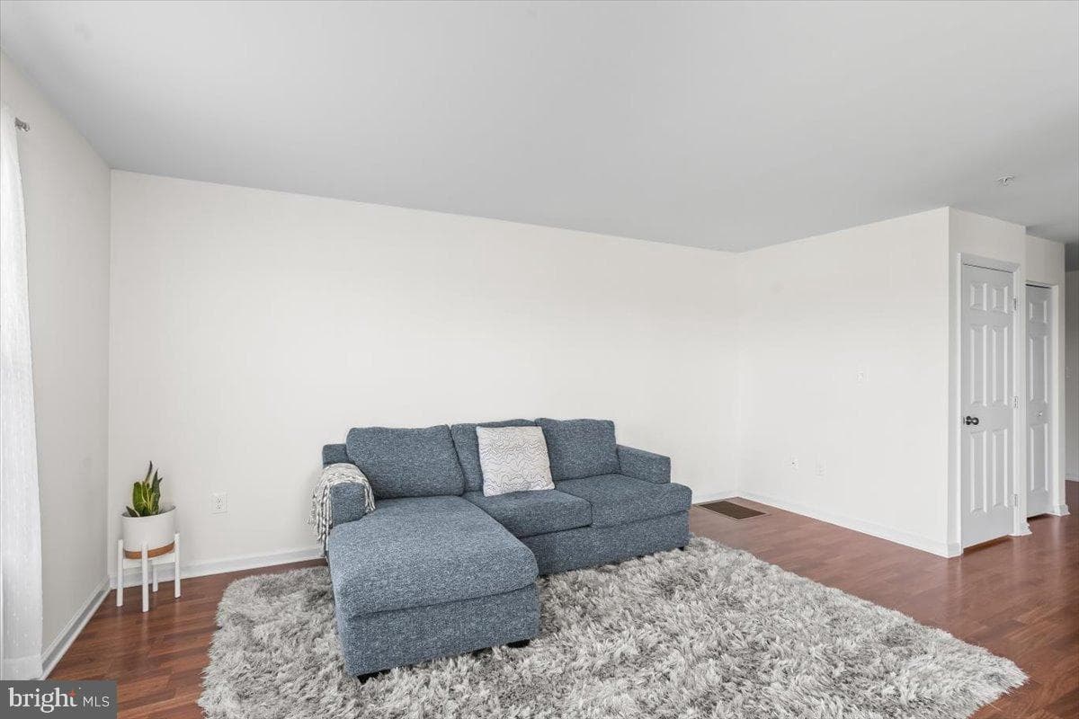 176 N Village Cir U-0102 Circle photo 6