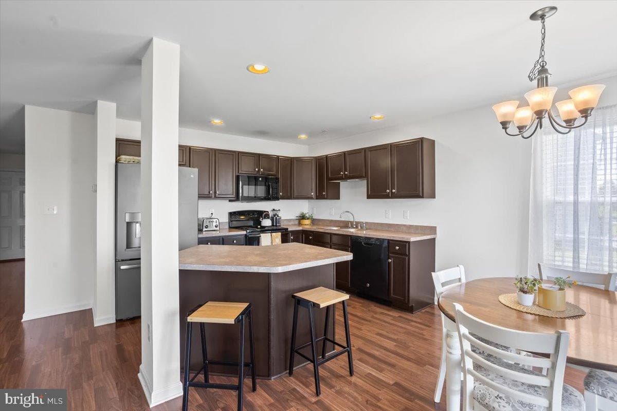 176 N Village Cir U-0102 Circle photo 7
