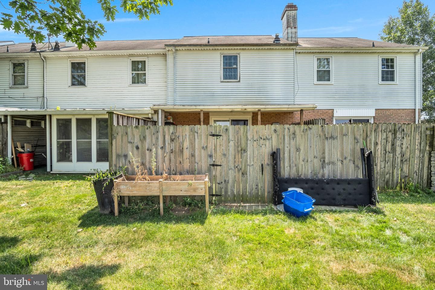 951 E Maple Street photo 22