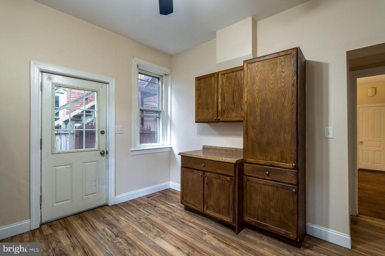 530 Lehman Street photo 21