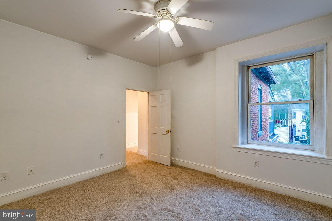 530 Lehman Street photo 30