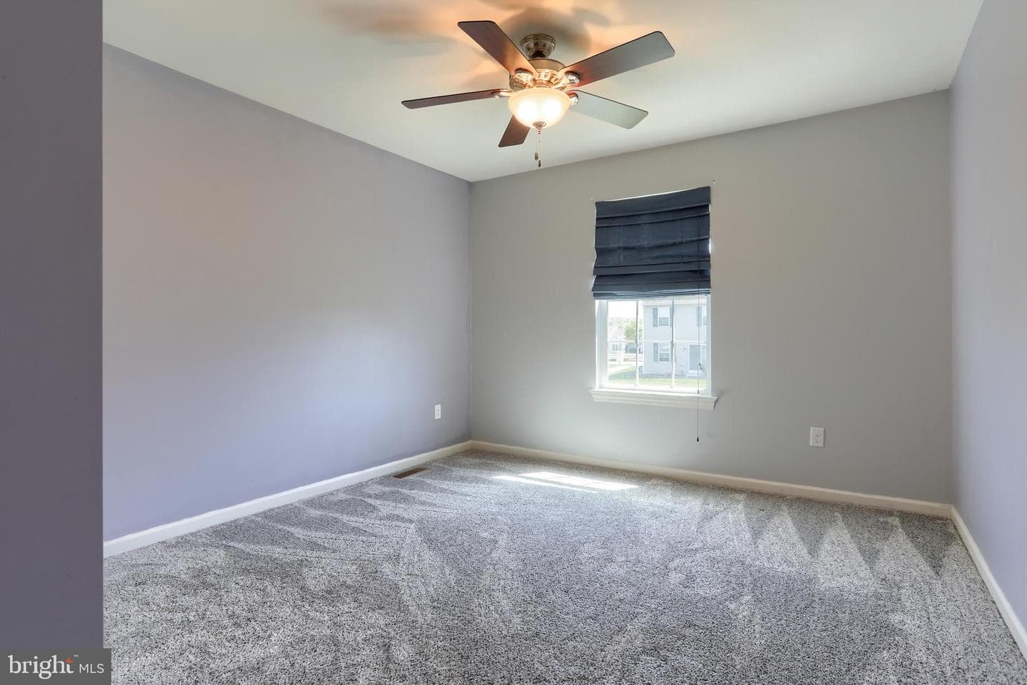 111 N Village Cir L-0119 photo 17