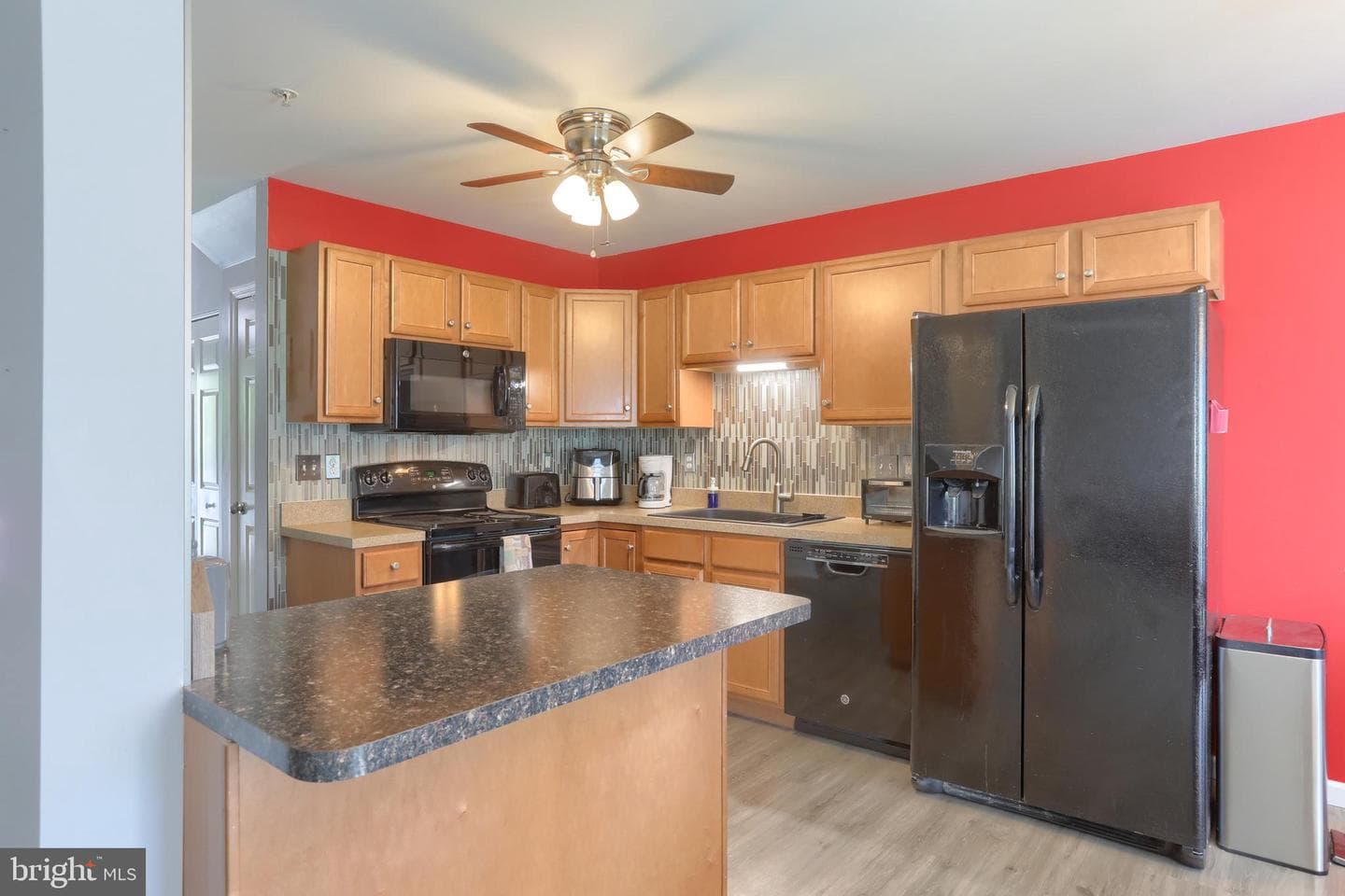 111 N Village Cir L-0119 photo 5