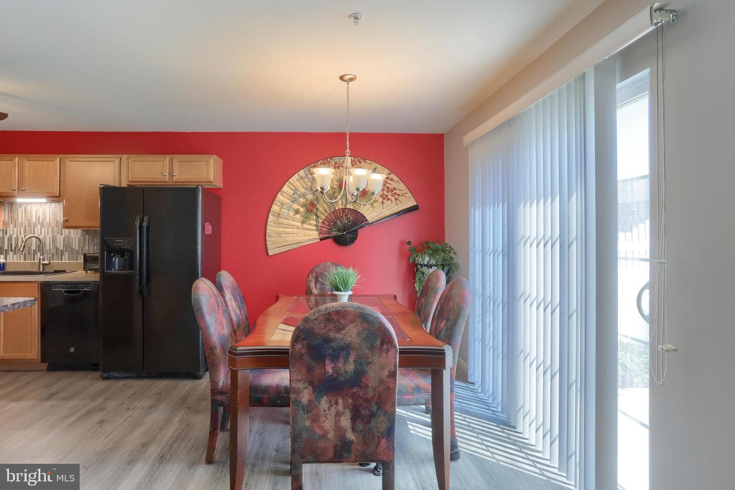 111 N Village Cir L-0119 photo 6