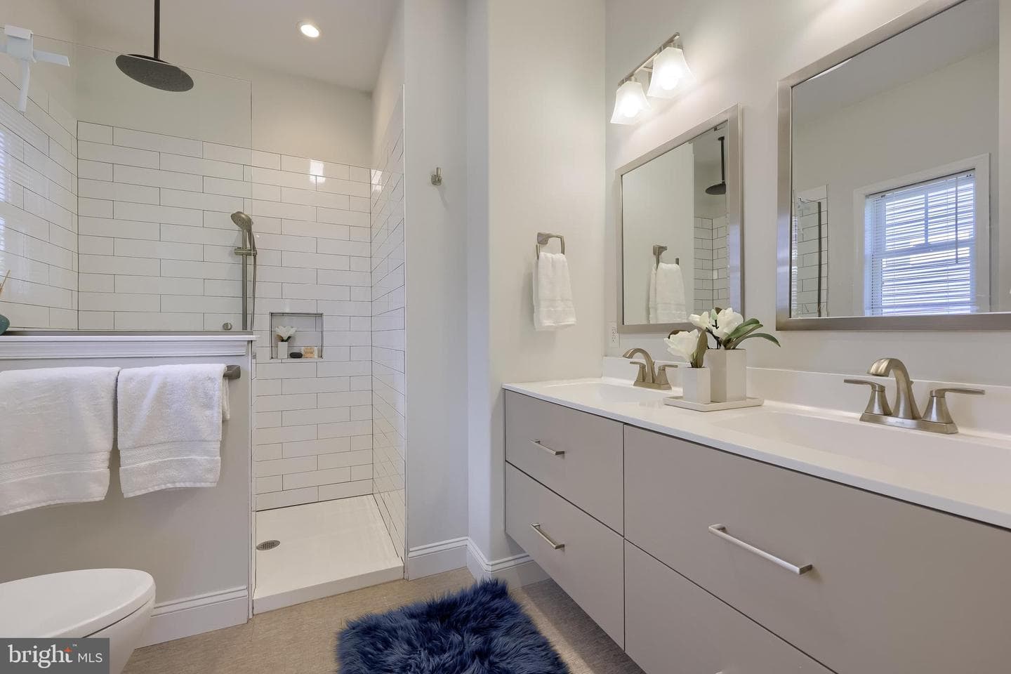 1076 Alden Way photo 45