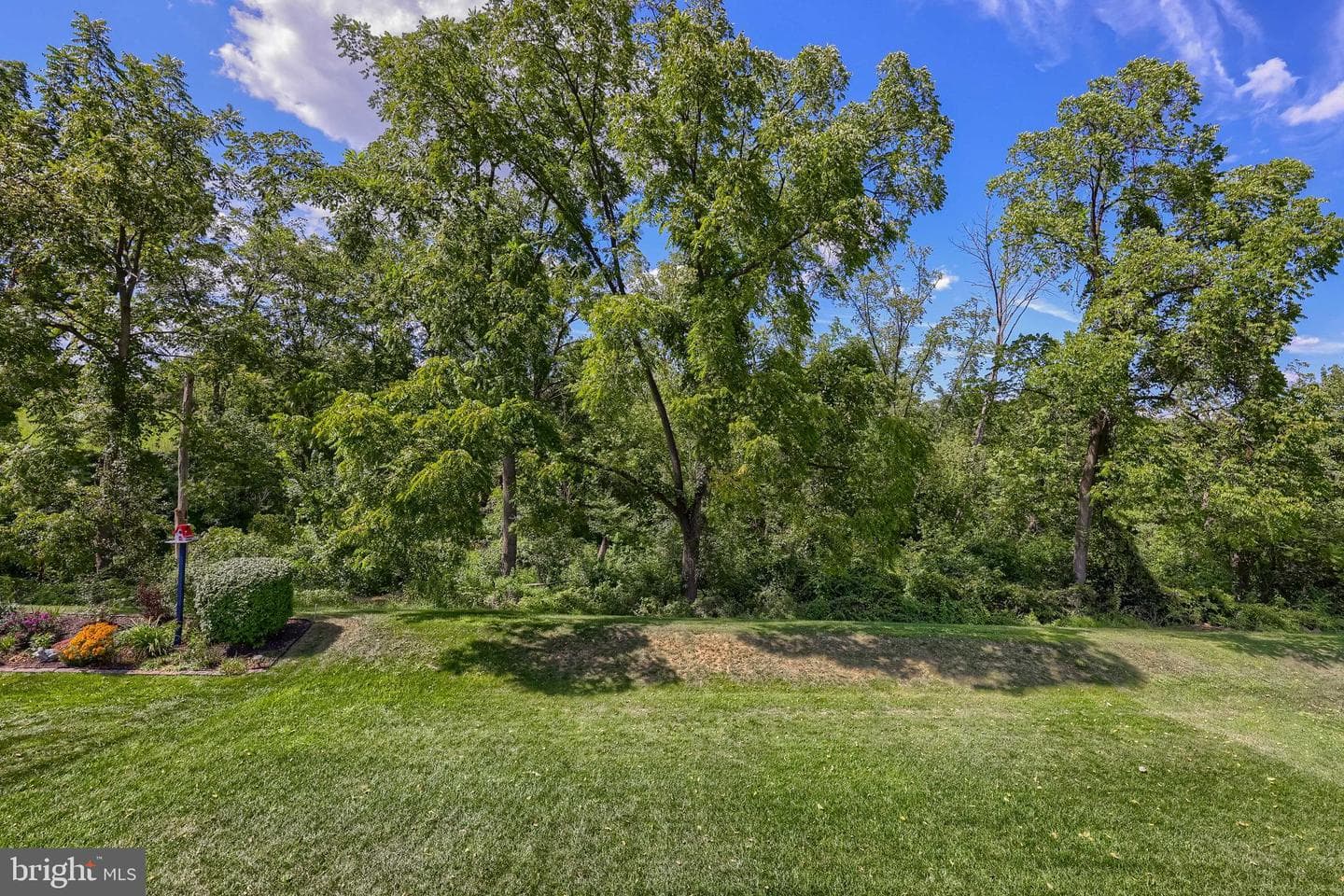 1076 Alden Way photo 73