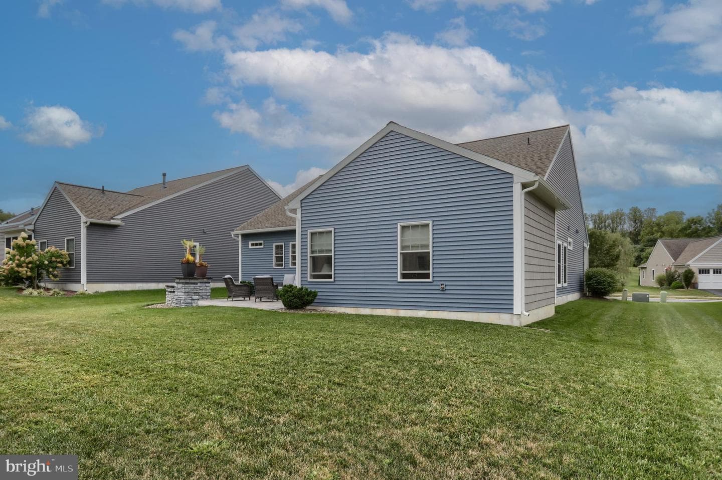 1040 Grant Circle photo 42