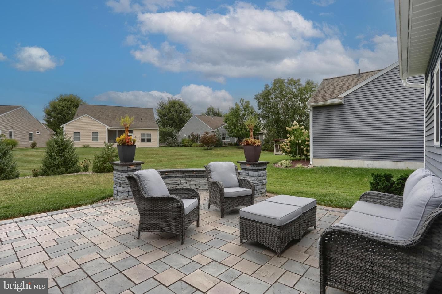 1040 Grant Circle photo 43