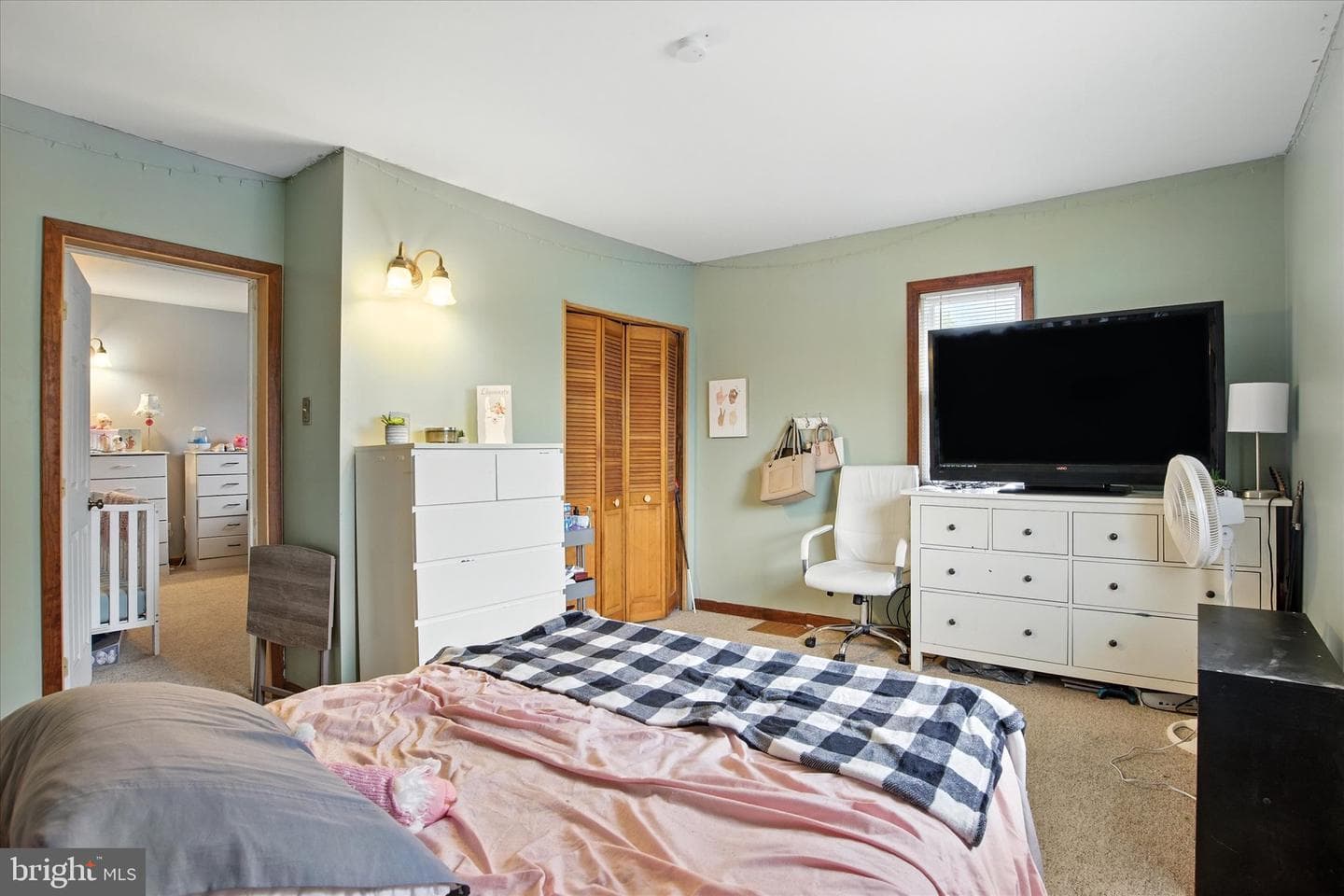 1011 E Lehman Street photo 15