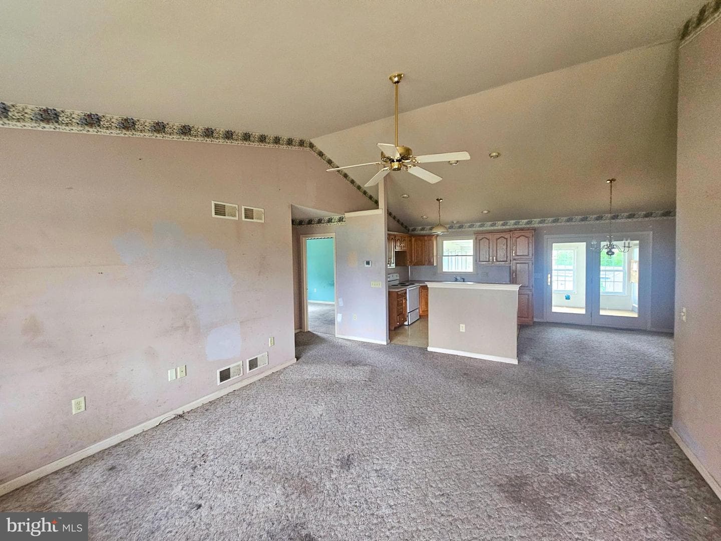 605 Progress Avenue photo 3