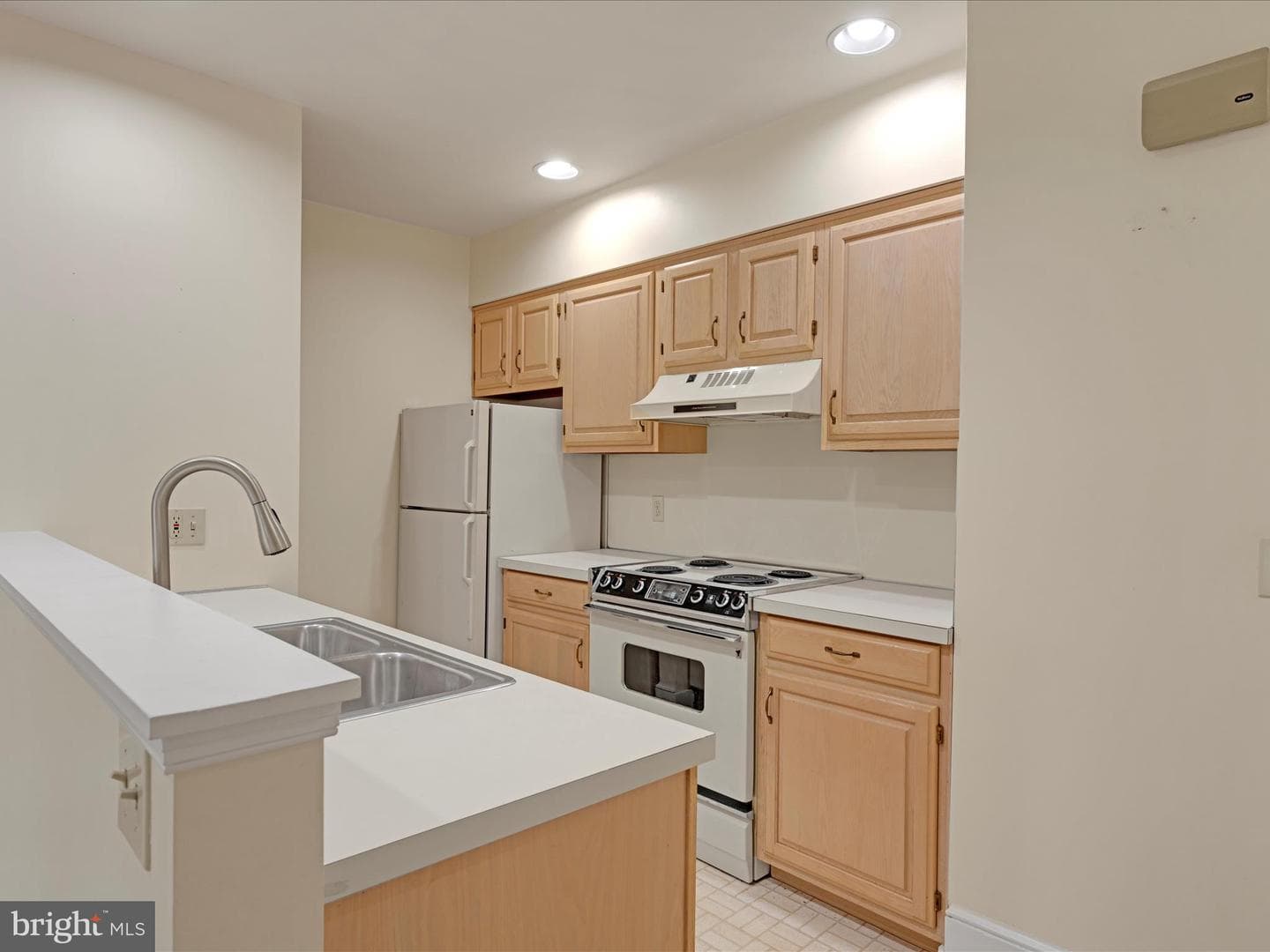 200 Kauffman Road photo 81