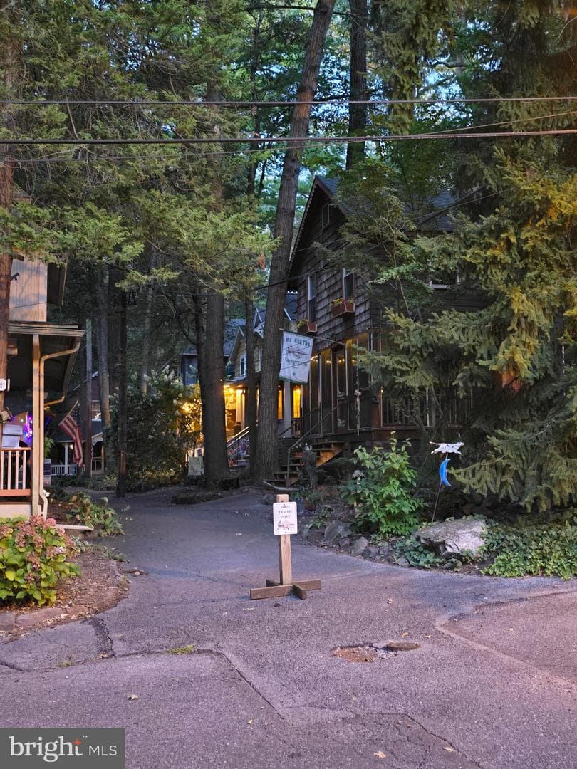 207 Weaver Ave Avenue photo 37