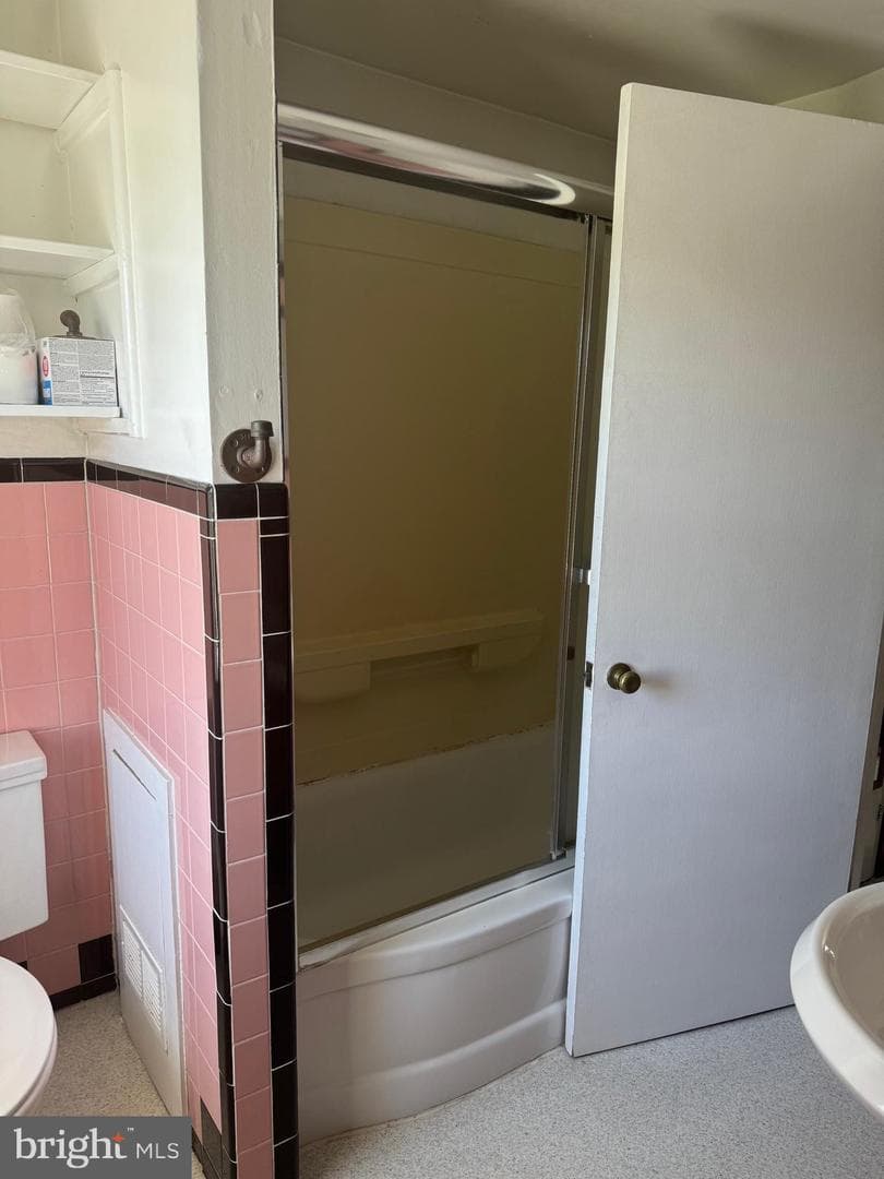 1467 Heidelberg Avenue photo 8
