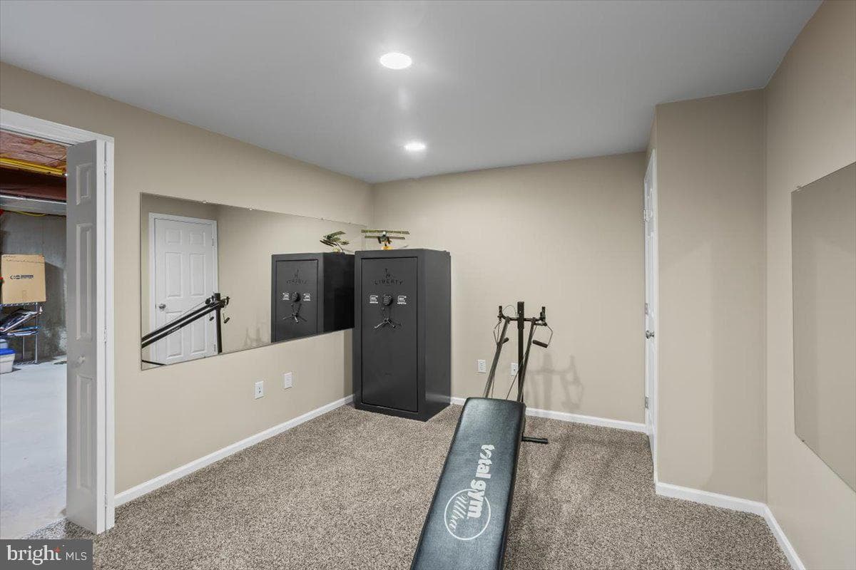 211 White Oak Circle photo 42