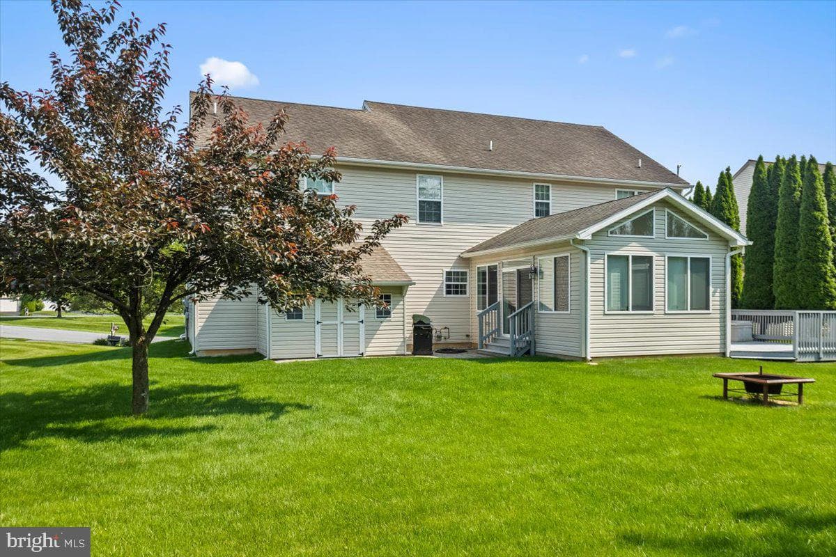 211 White Oak Circle photo 49
