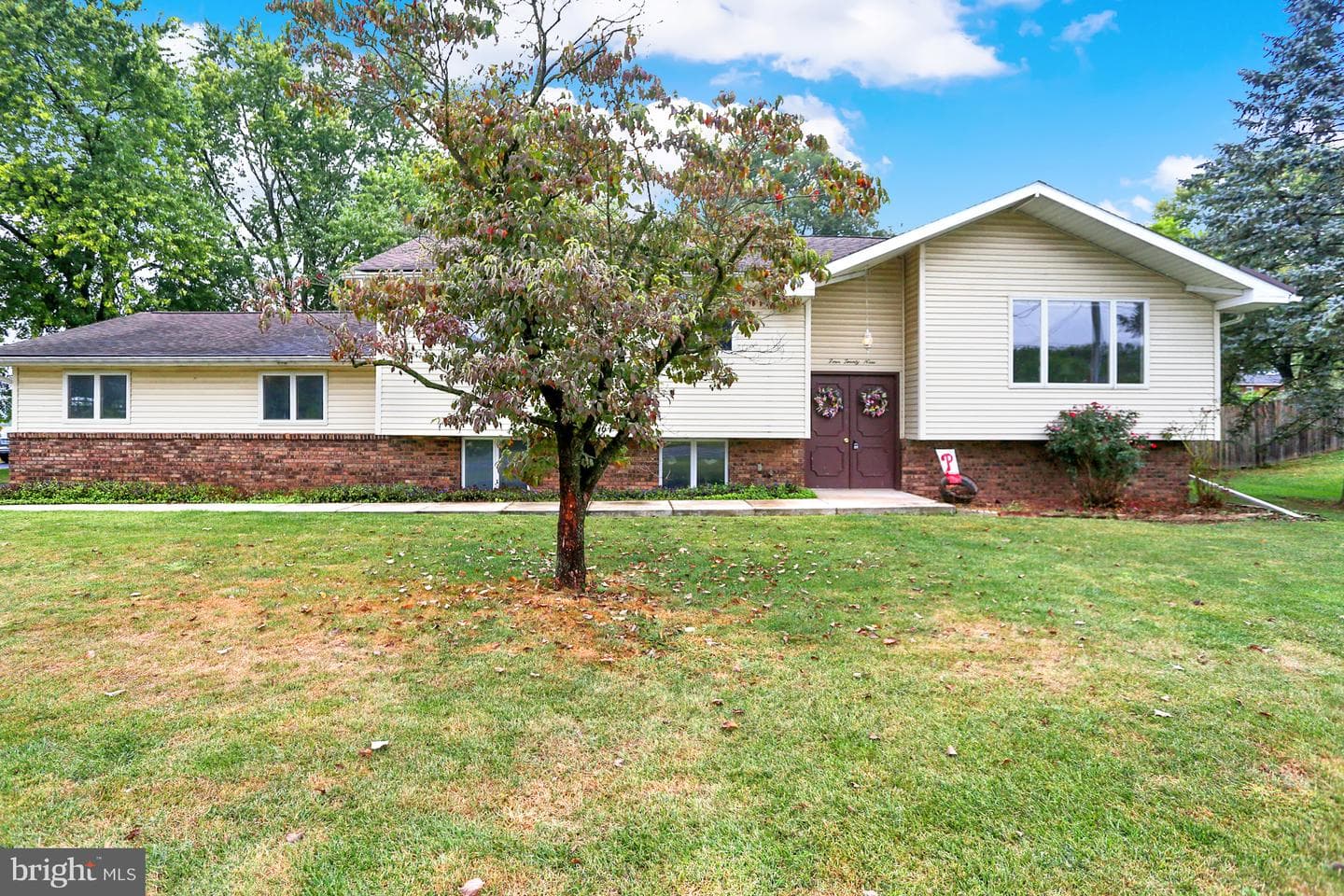 429 Bricker Lane photo 2