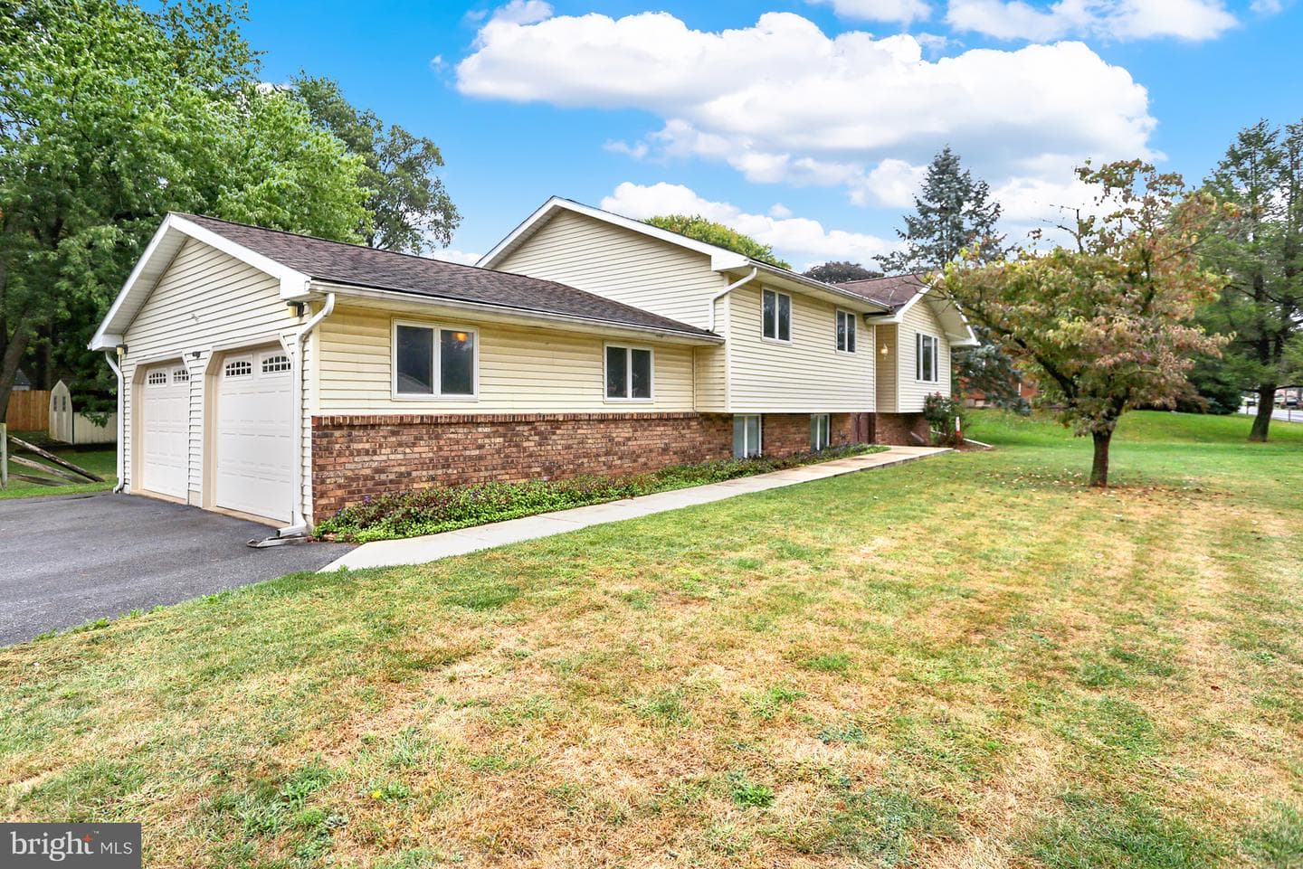 429 Bricker Lane photo 3