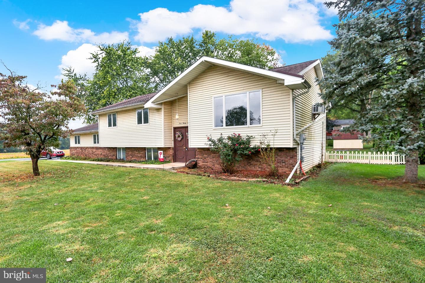 429 Bricker Lane photo 4