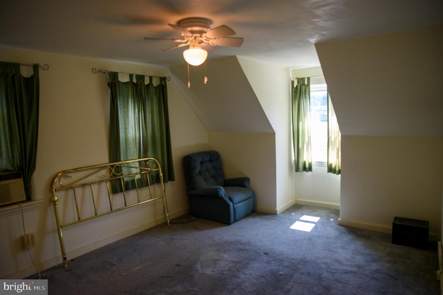 7 Ridge Avenue photo 31
