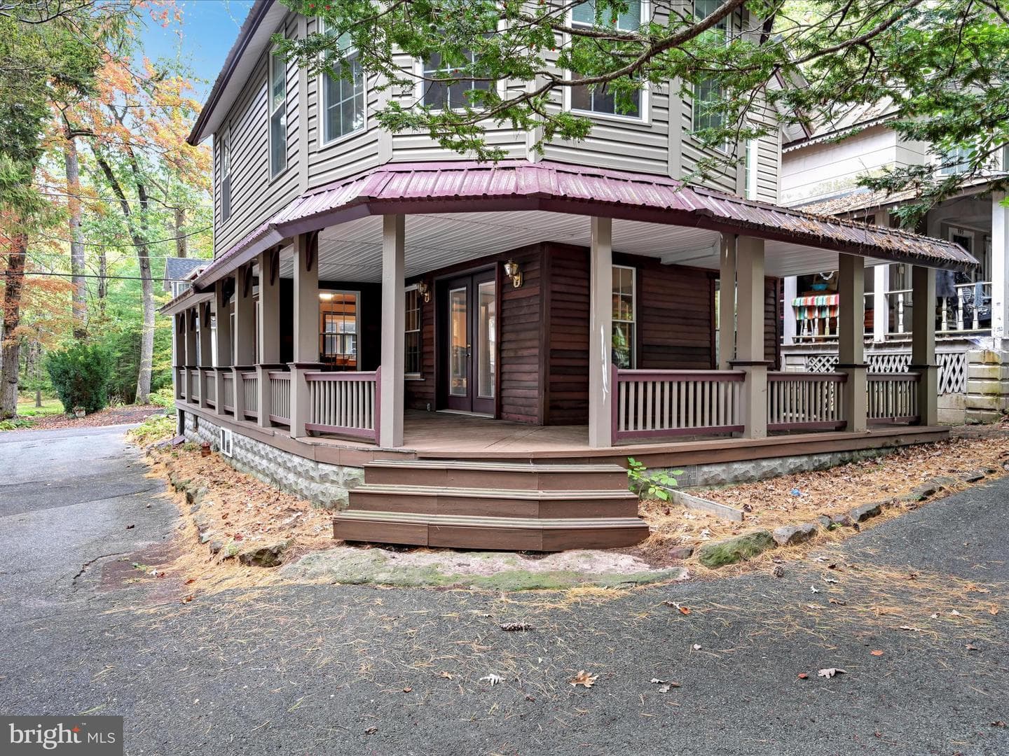 303 2nd Street photo 4