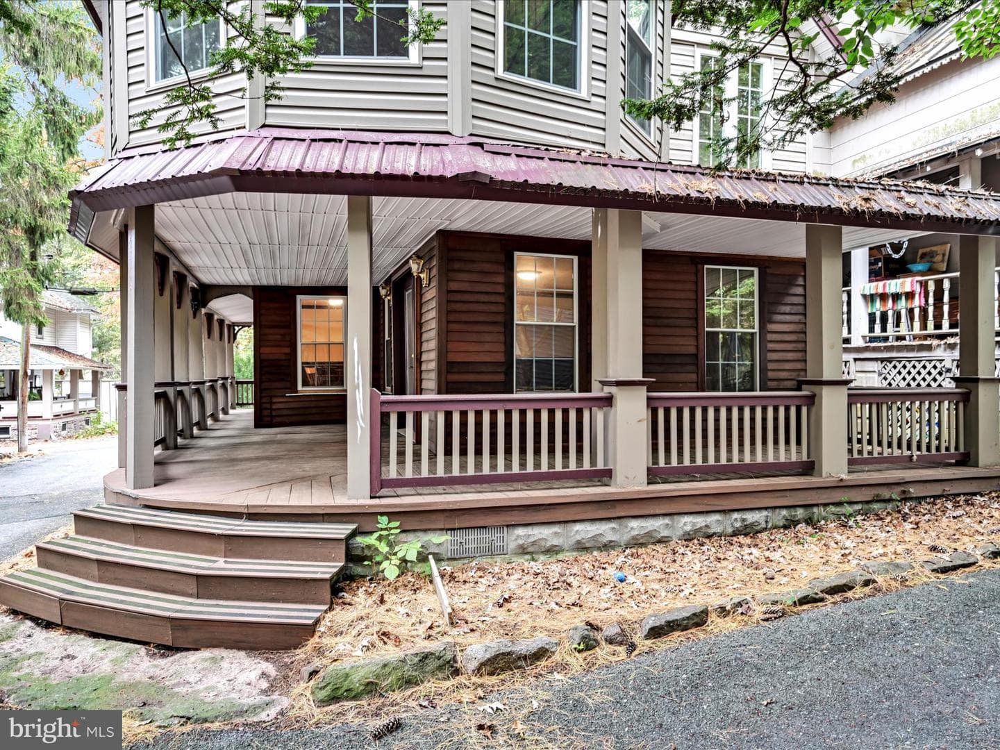 303 2nd Street photo 5