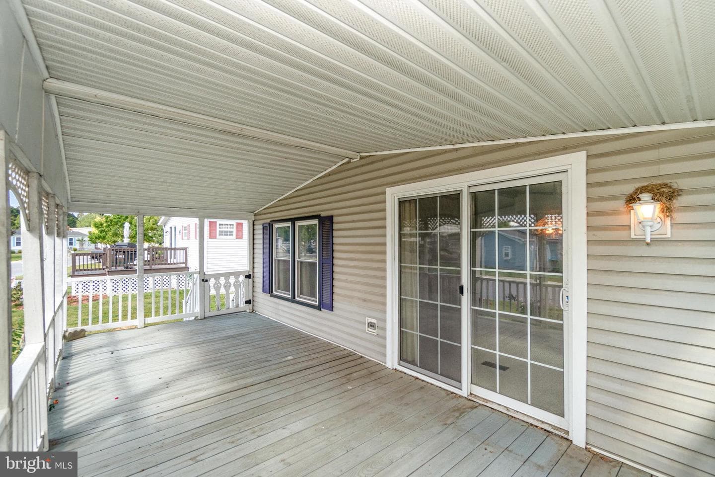 624 W Cedar Street photo 25