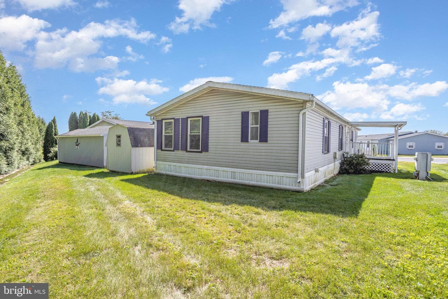 624 W Cedar Street photo 30