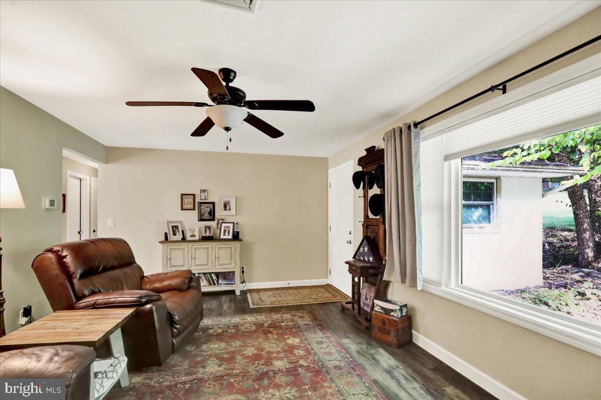 131 Distillery Road photo 10