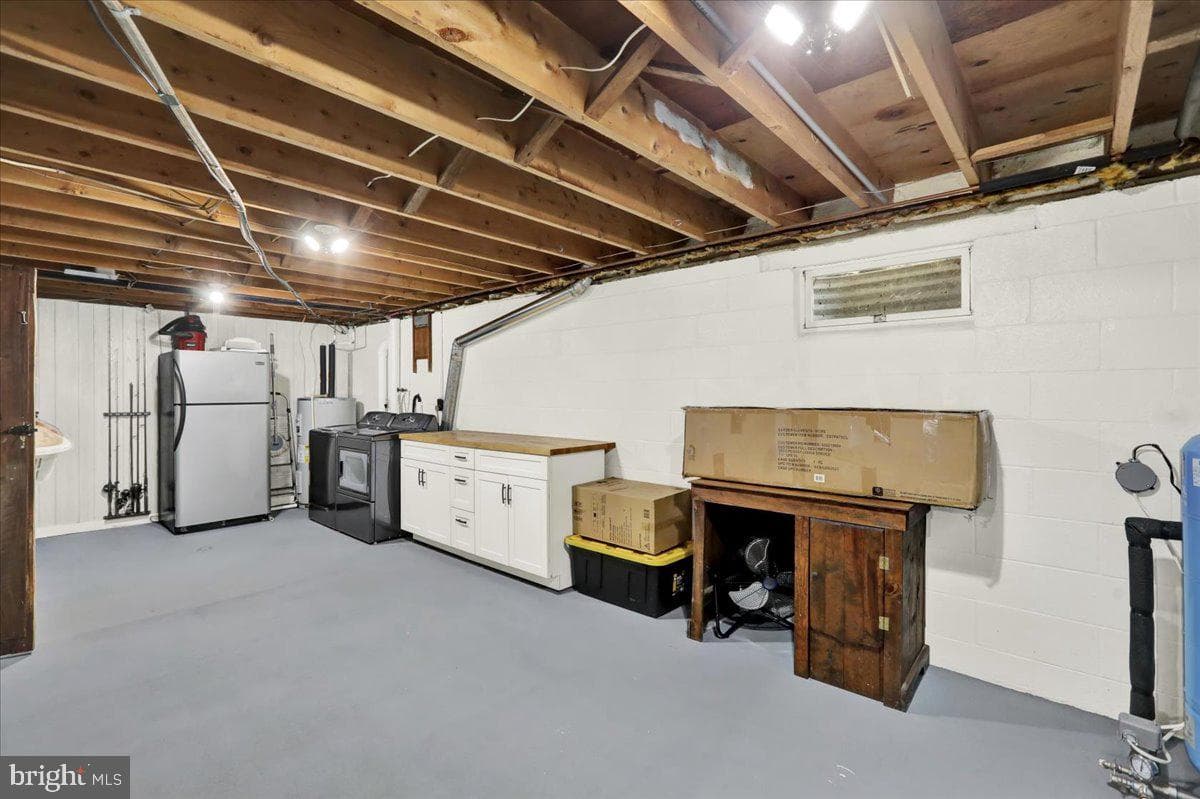 131 Distillery Road photo 25