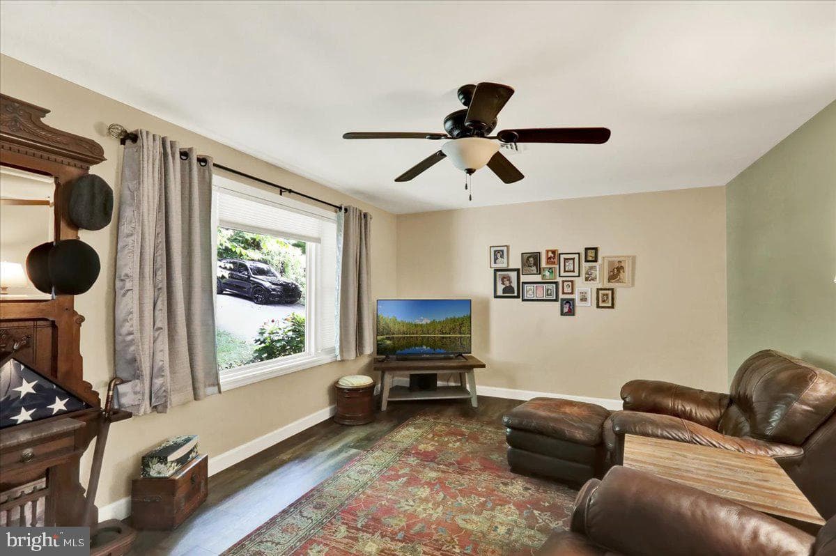 131 Distillery Road photo 9