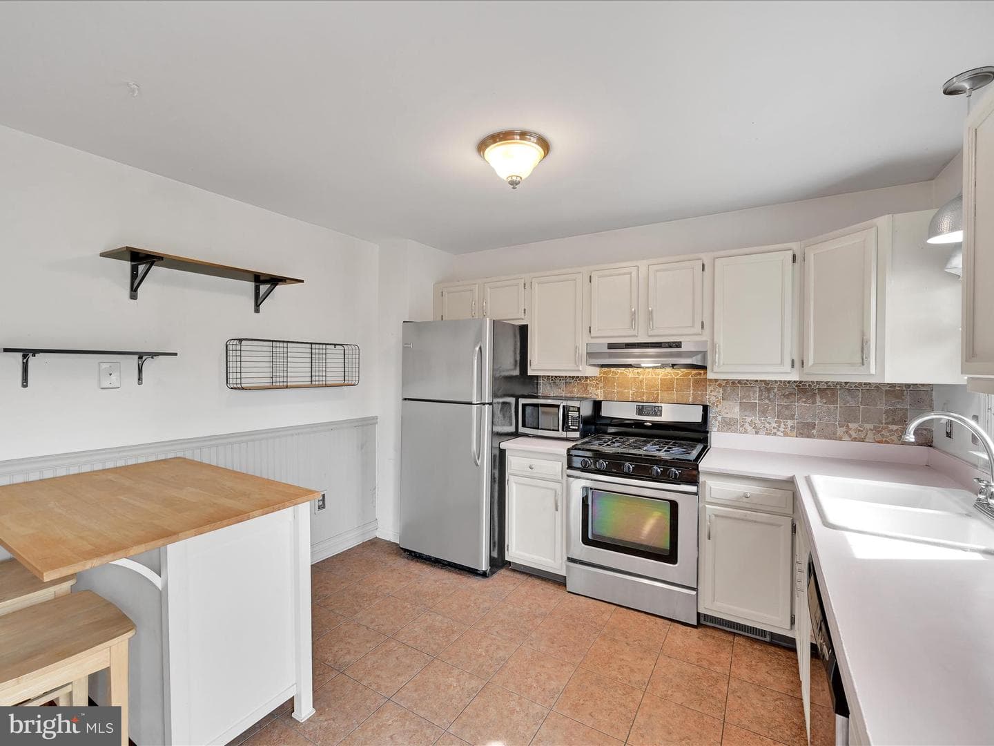 2140 Walnut Street photo 11