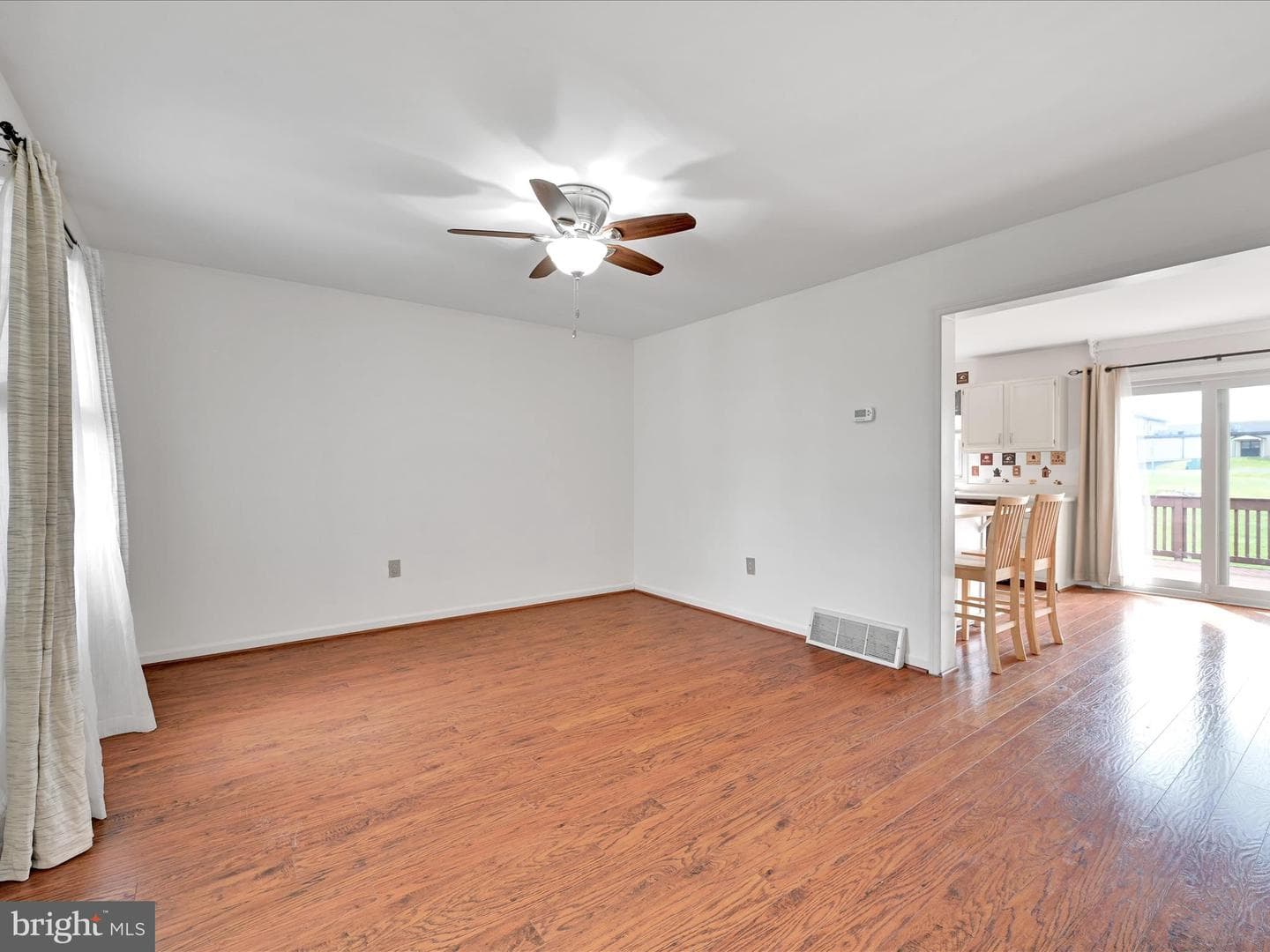 2140 Walnut Street photo 4
