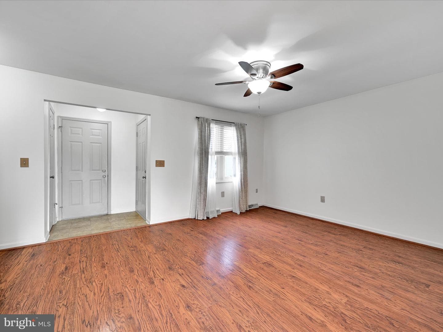 2140 Walnut Street photo 6