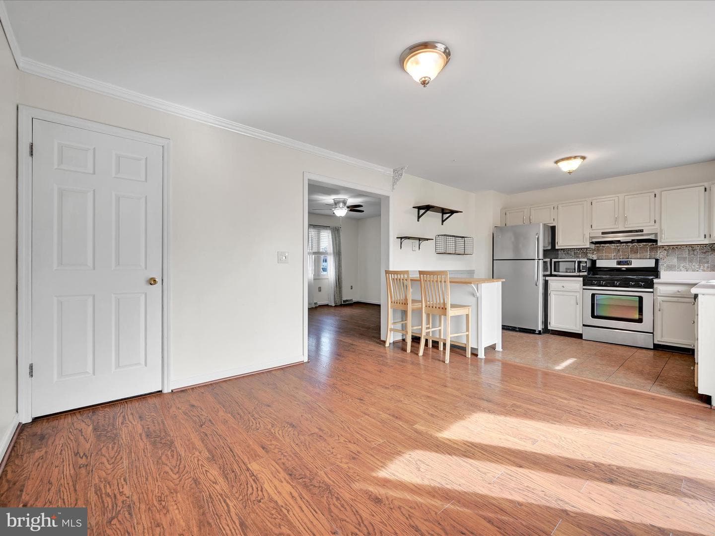 2140 Walnut Street photo 9