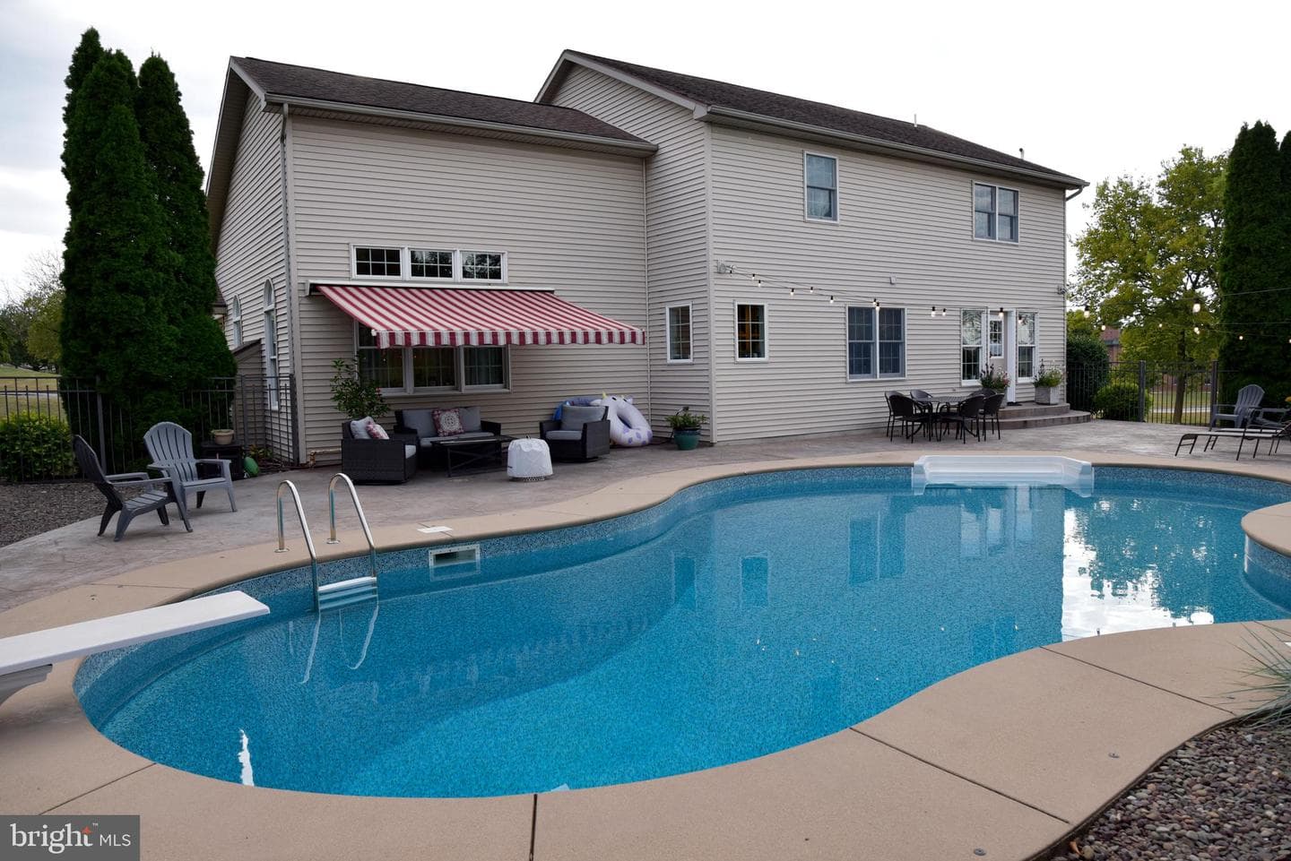 1596 Colonial Circle photo 31