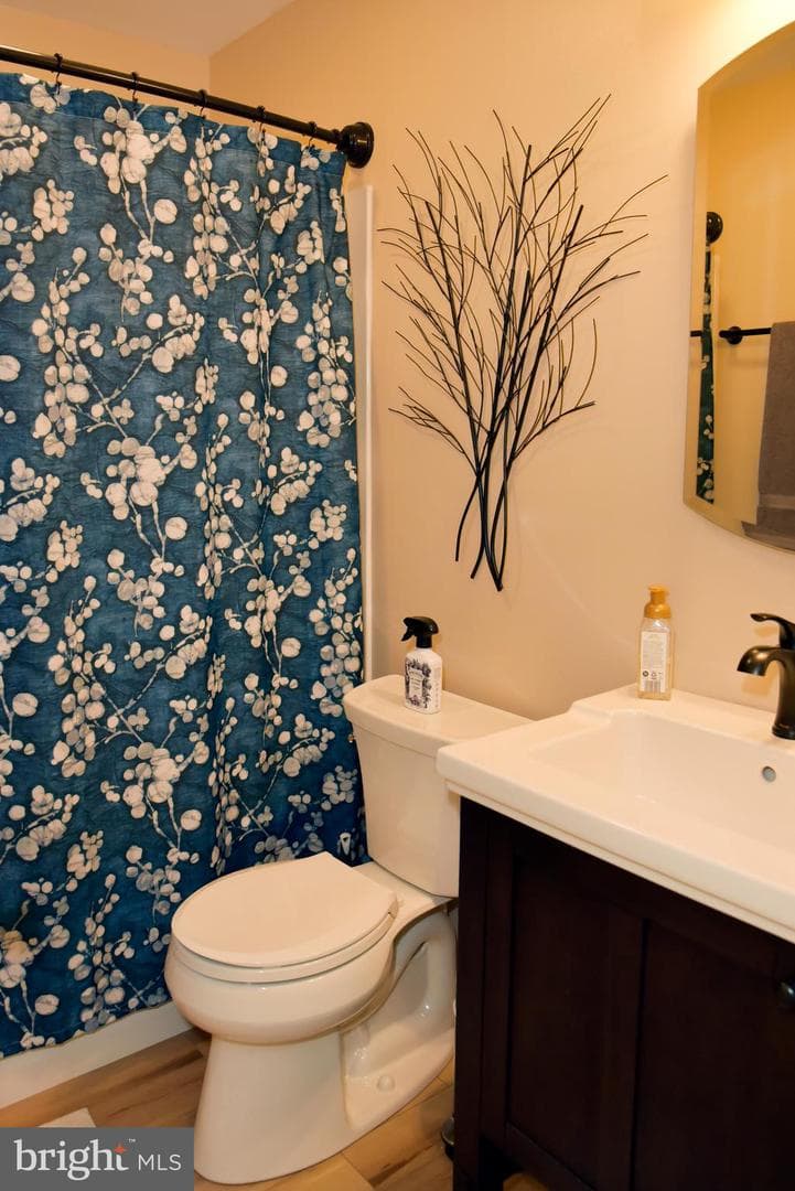 1596 Colonial Circle photo 43